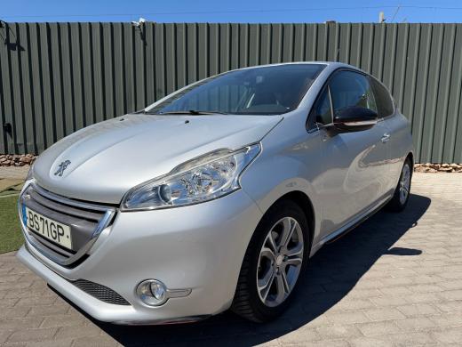 peugeot-208-2013-gasolina-1199cc