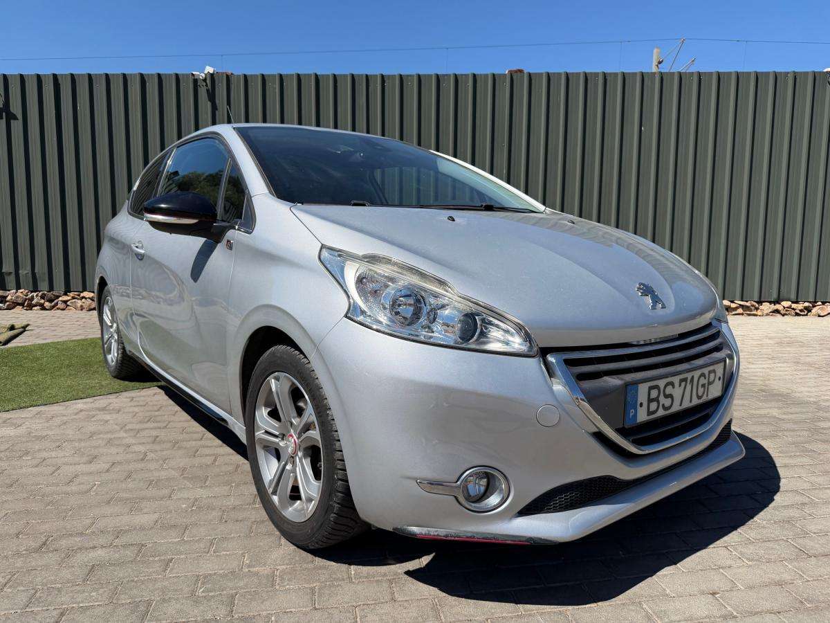 peugeot-208-2013-gasolina-1199cc