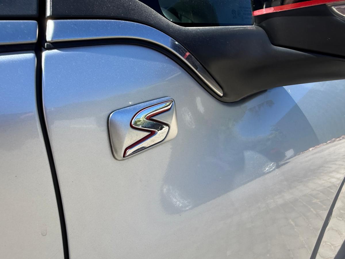 peugeot-208-2013-gasolina-1199cc