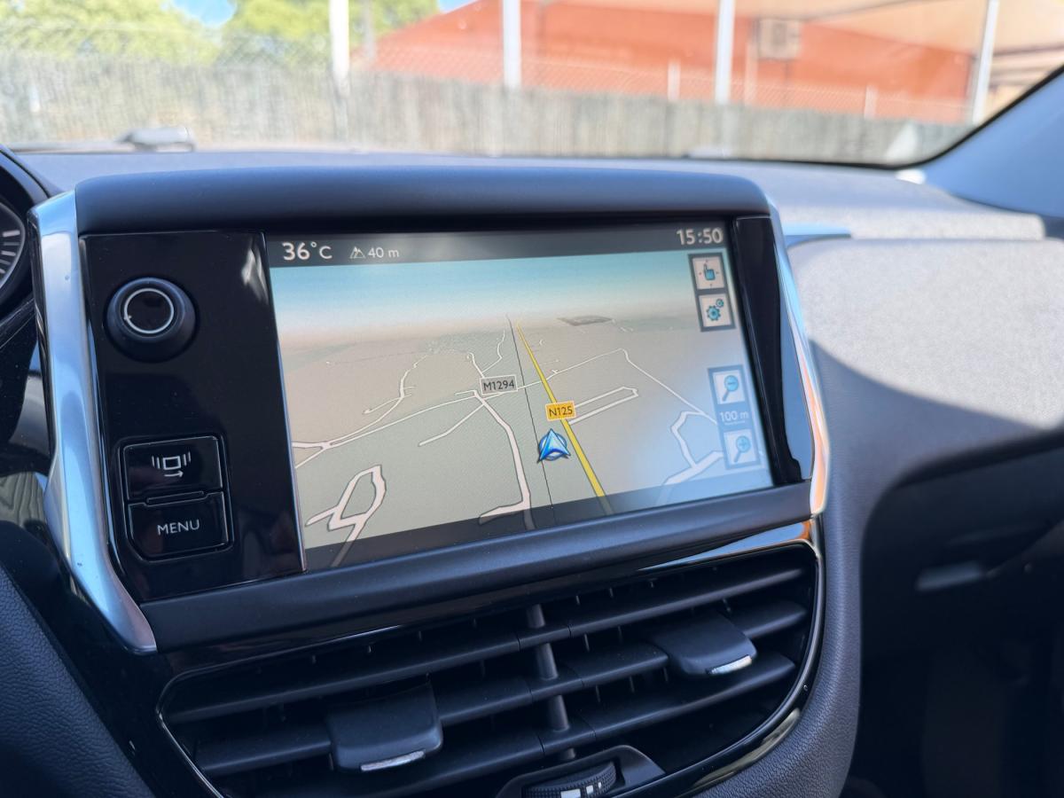 peugeot-208-2013-gasolina-1199cc