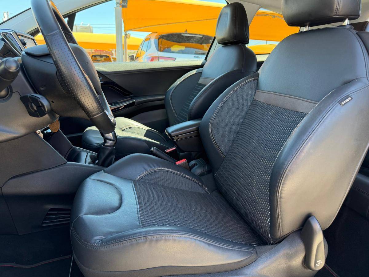 peugeot-208-2013-gasolina-1199cc