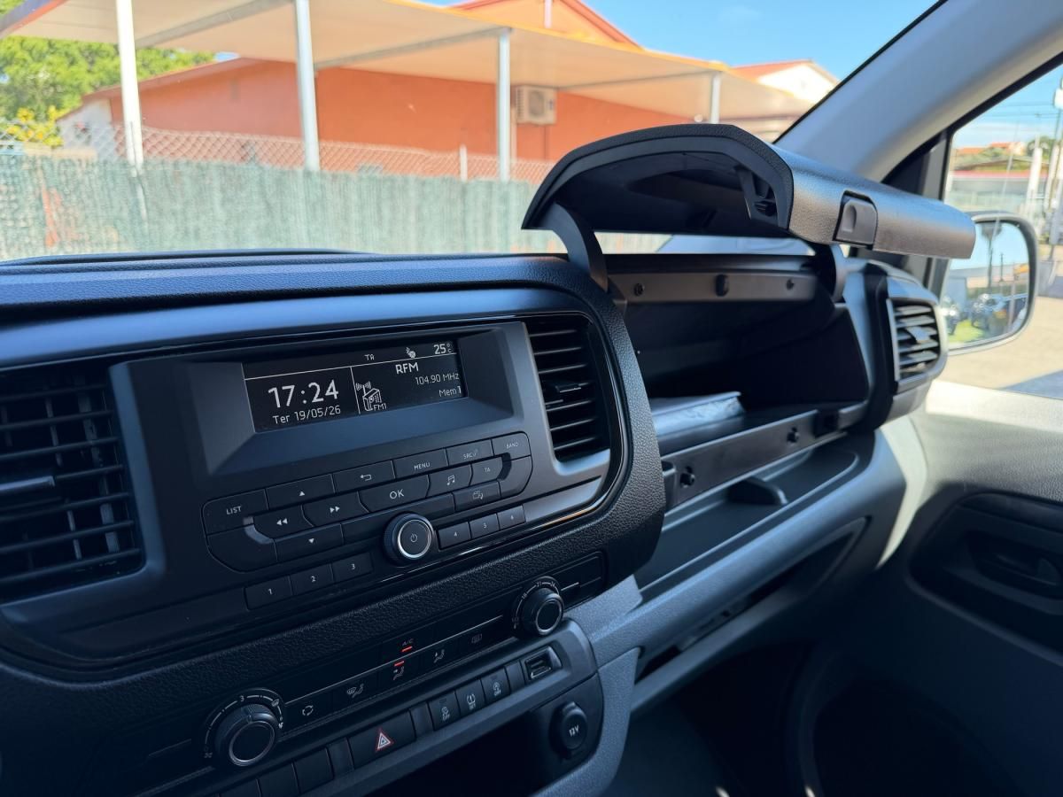 opel-vivaro-2021-diesel-1499cc