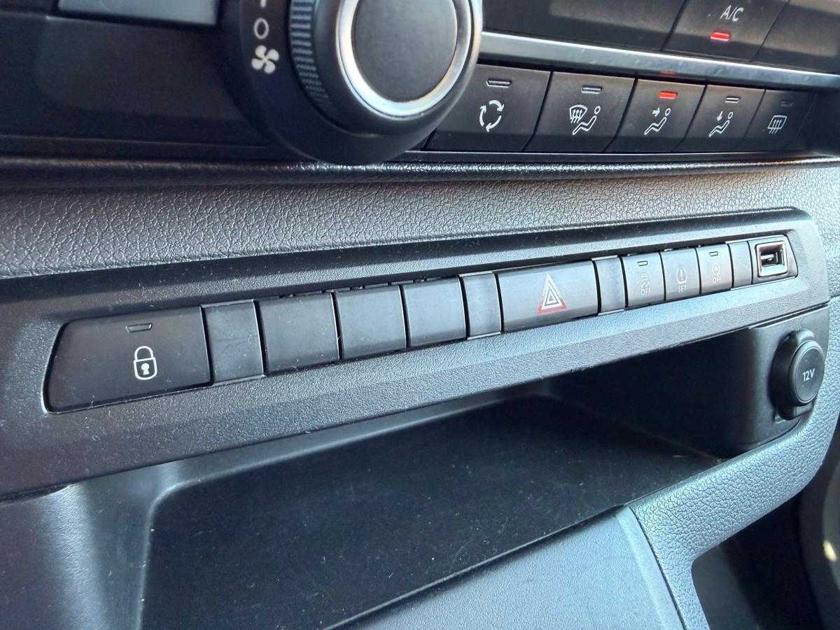 opel-vivaro-2021-diesel-1499cc