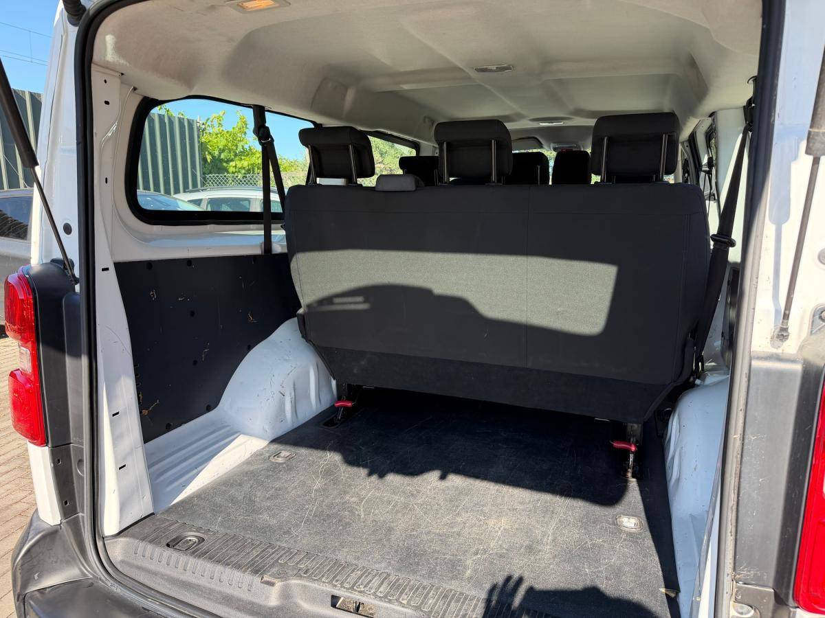opel-vivaro-2021-diesel-1499cc
