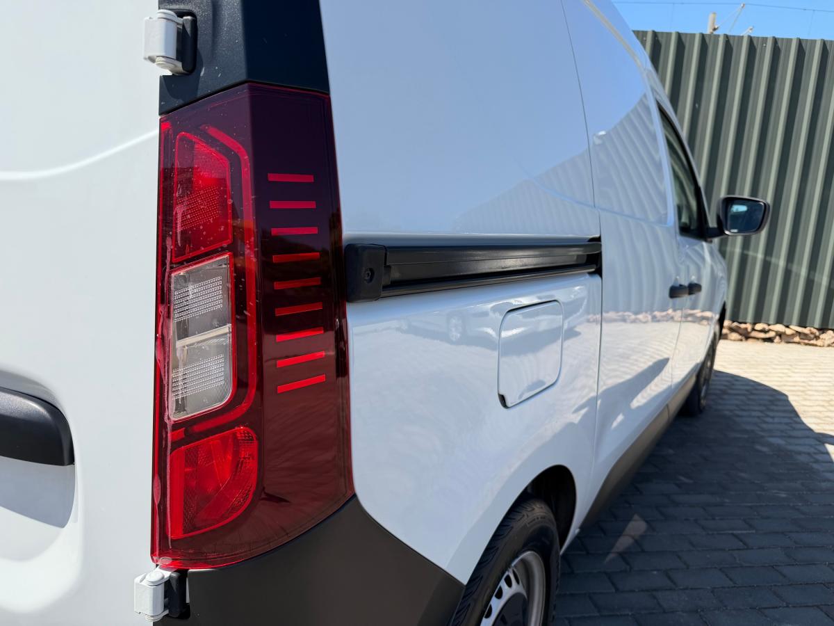renault-express-2023-diesel-1461cc