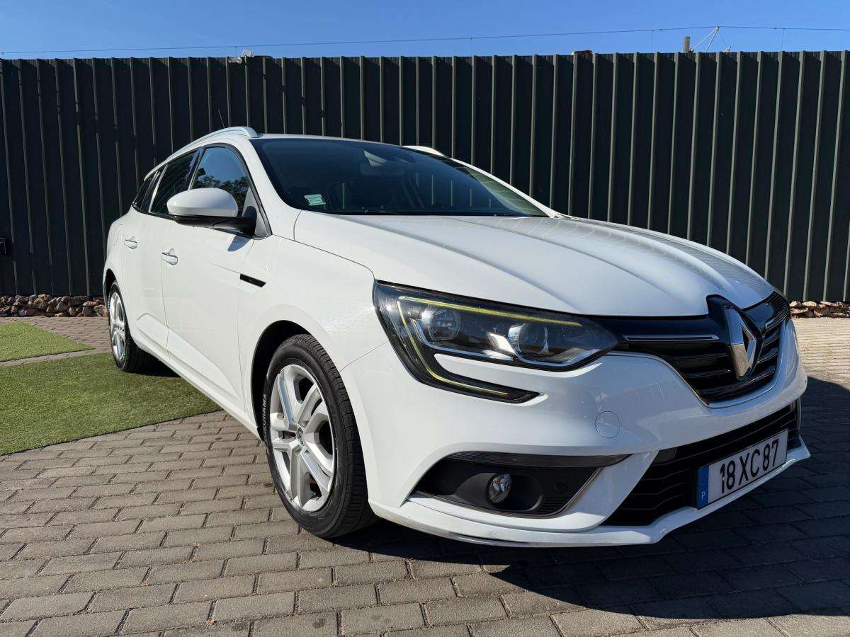 renault-megane-sport-tourer-2017-diesel-1461cc
