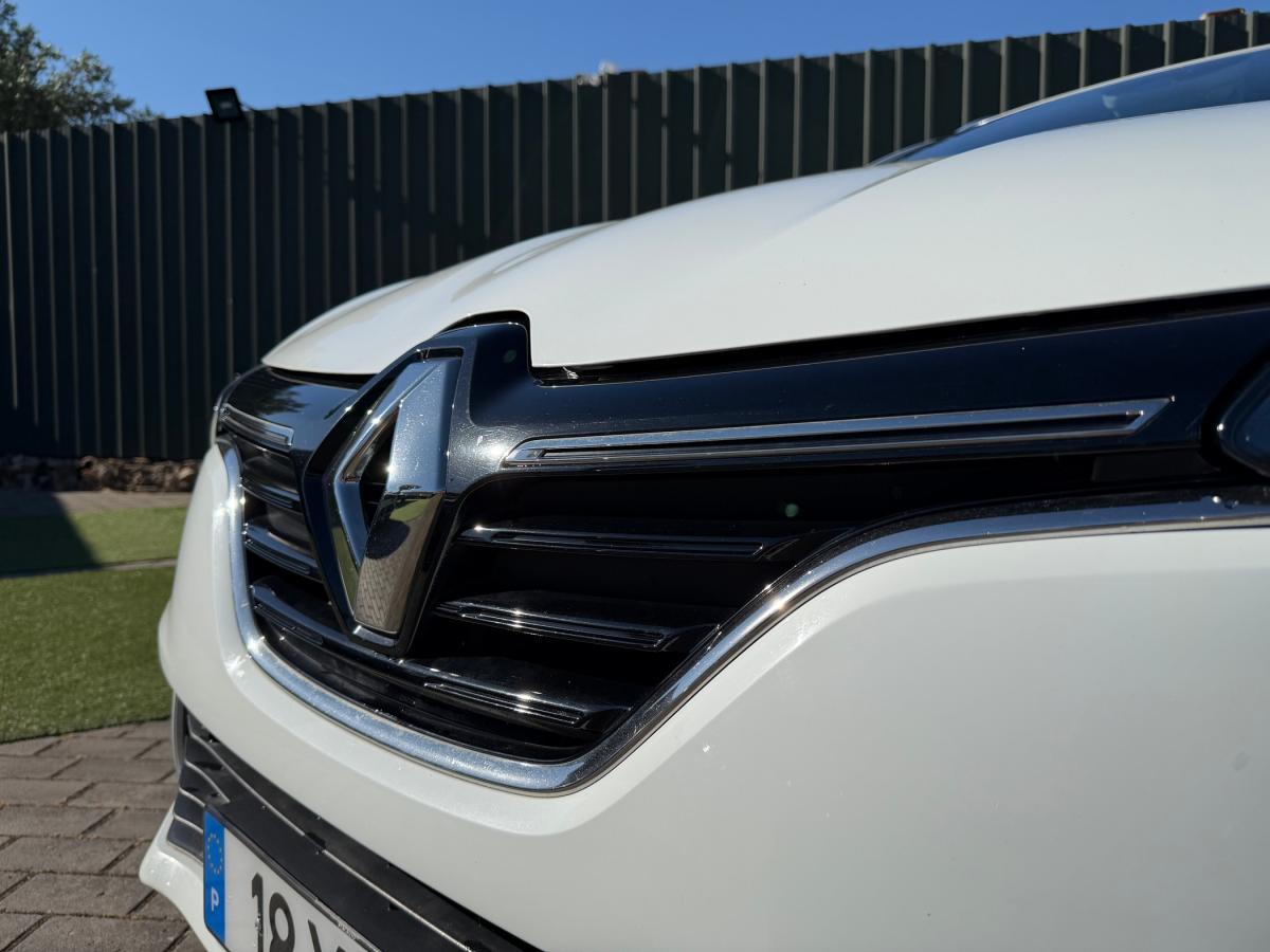 renault-megane-sport-tourer-2017-diesel-1461cc