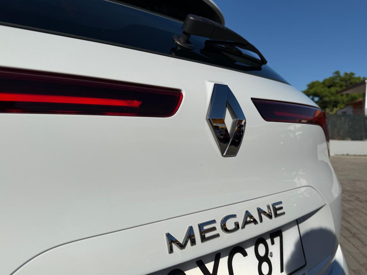 renault-megane-sport-tourer-2017-diesel-1461cc