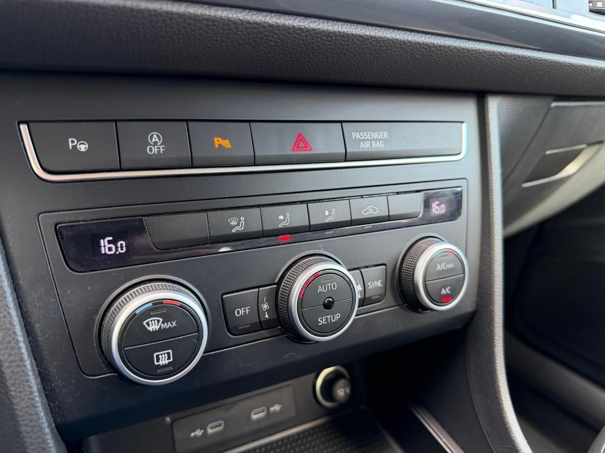seat-ateca-2023-gasolina-999cc