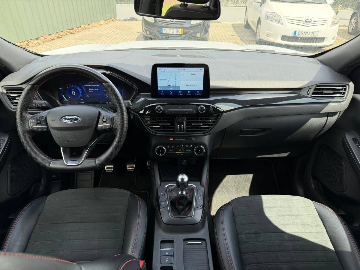 ford-kuga-2023-gasolina-1499cc