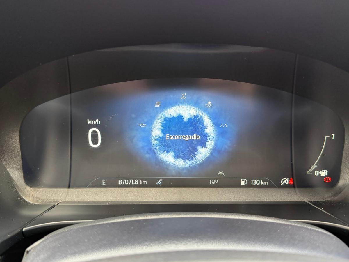 ford-kuga-2023-gasolina-1499cc