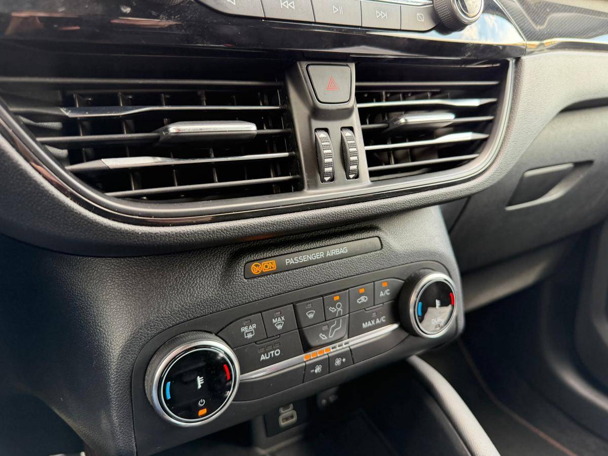 ford-kuga-2023-gasolina-1499cc
