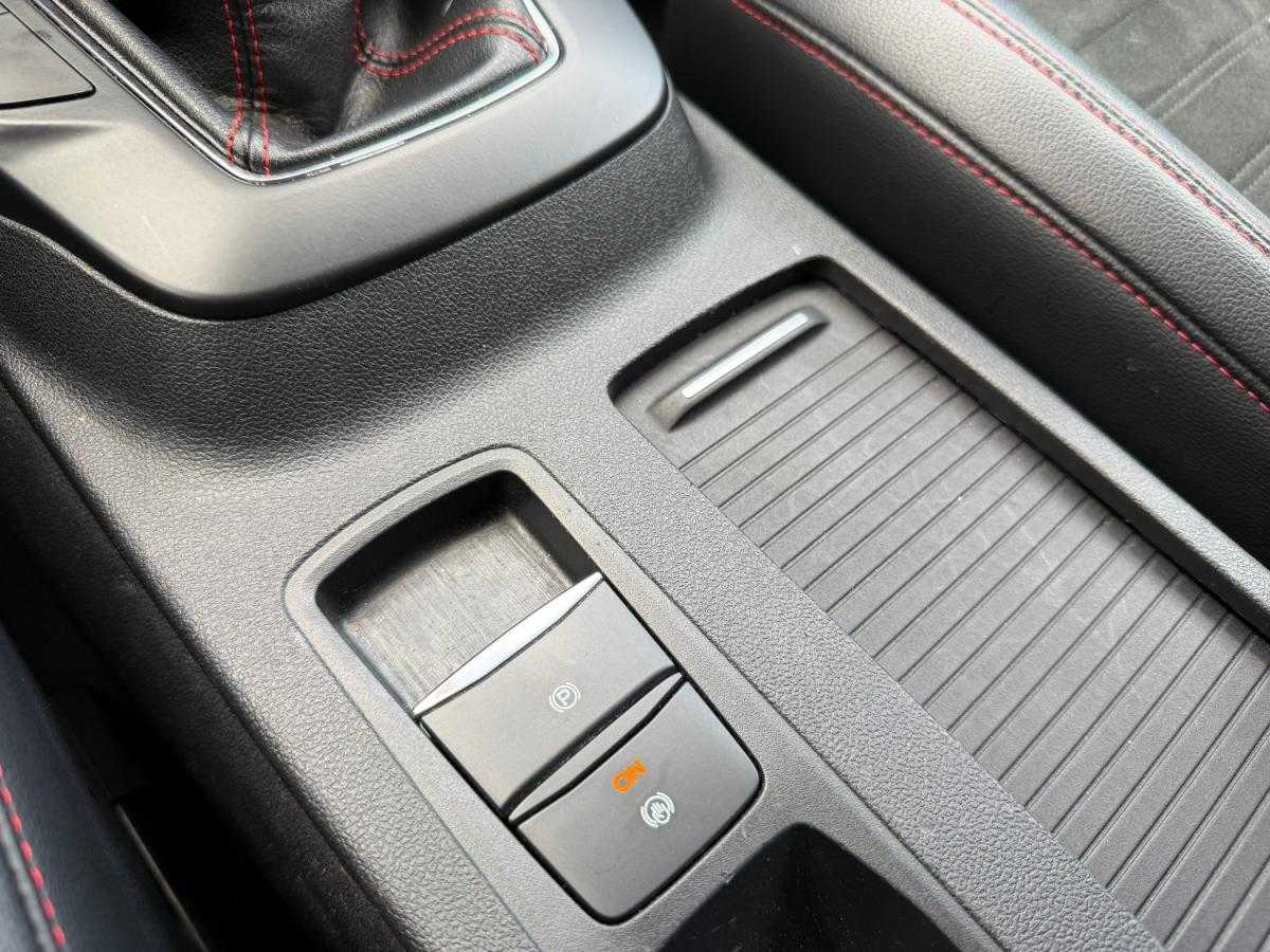 ford-kuga-2023-gasolina-1499cc