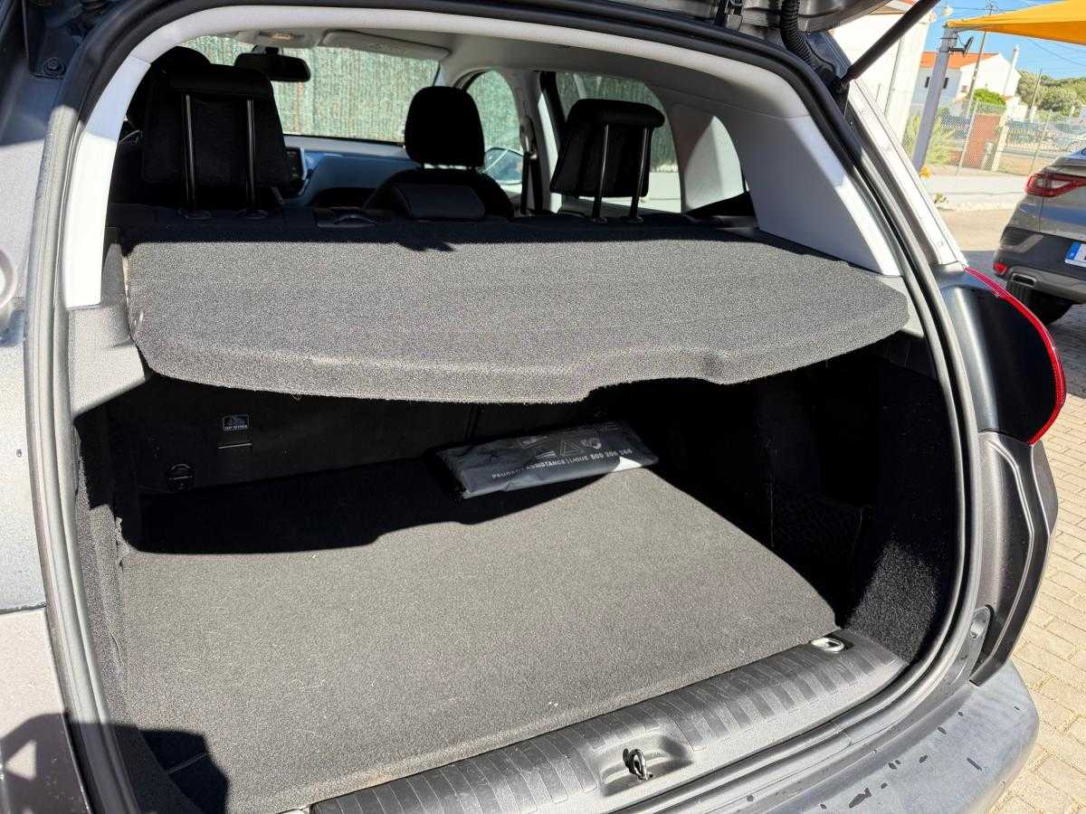 peugeot-2008-2017-gasolina-1199cc