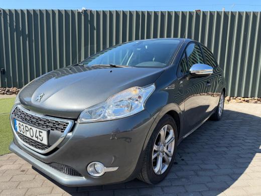 peugeot-208-2015-gasolina-1199cc