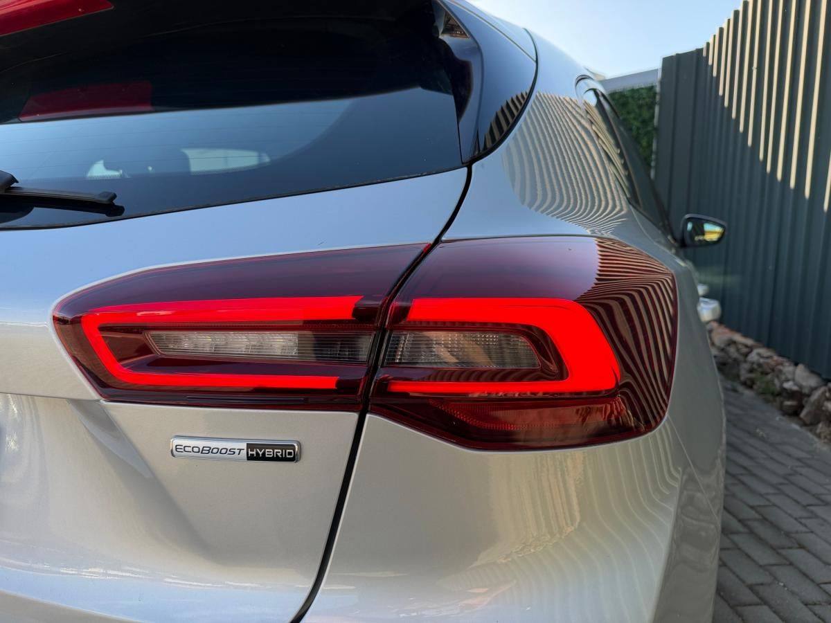 ford-focus-2022-gasolina-998cc