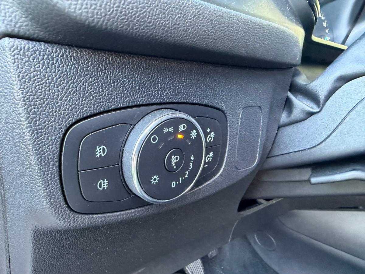 ford-focus-2022-gasolina-998cc
