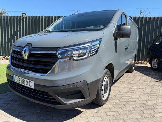 renault-trafic-2023-diesel-1997cc