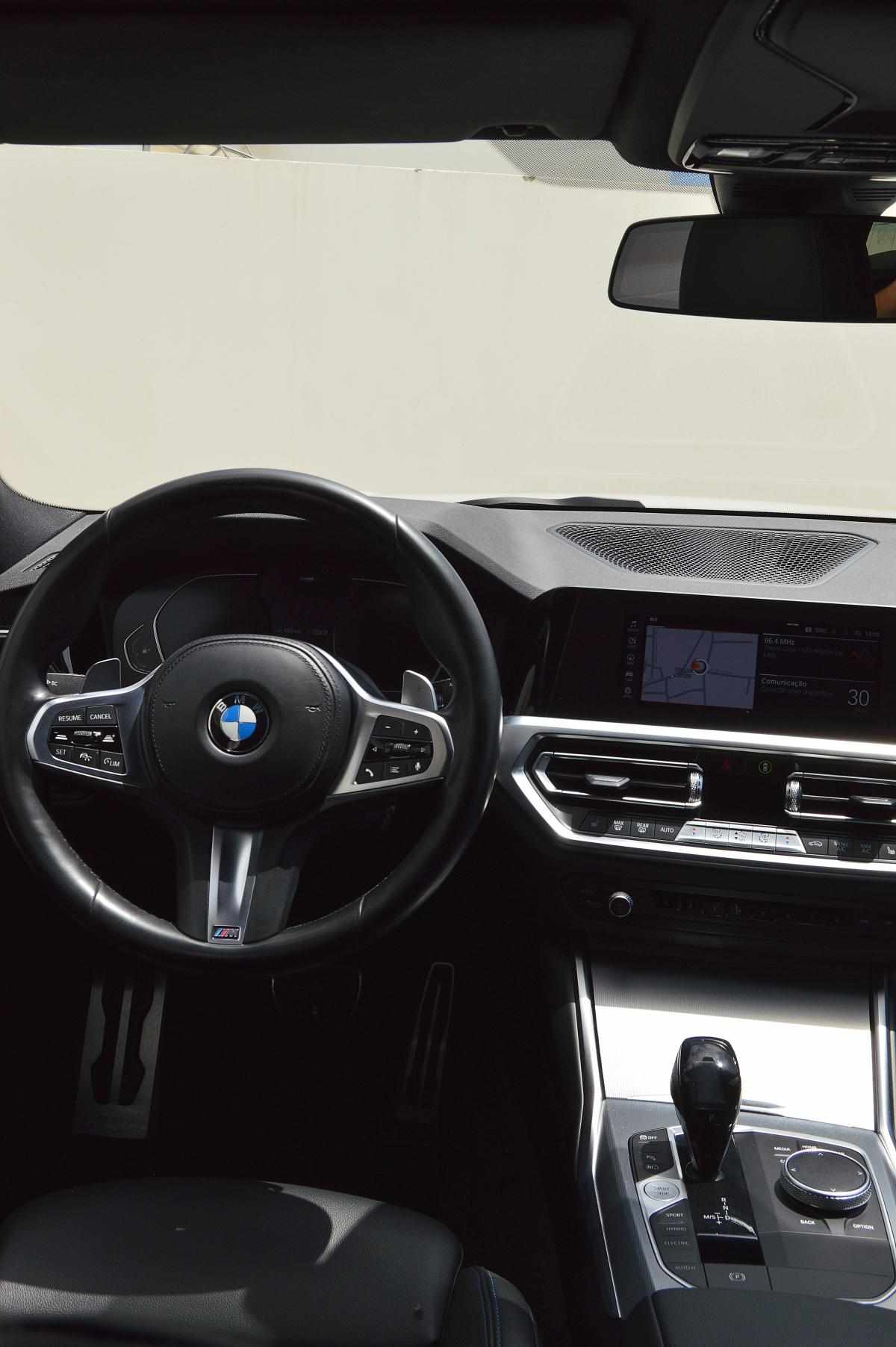 bmw-serie-3-330e-drive-2021-hibrido-1998cc