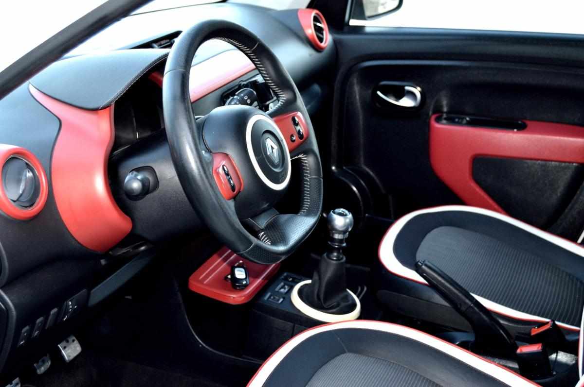 renault-twingo-0-9-tce-2015-gasolina-898cc