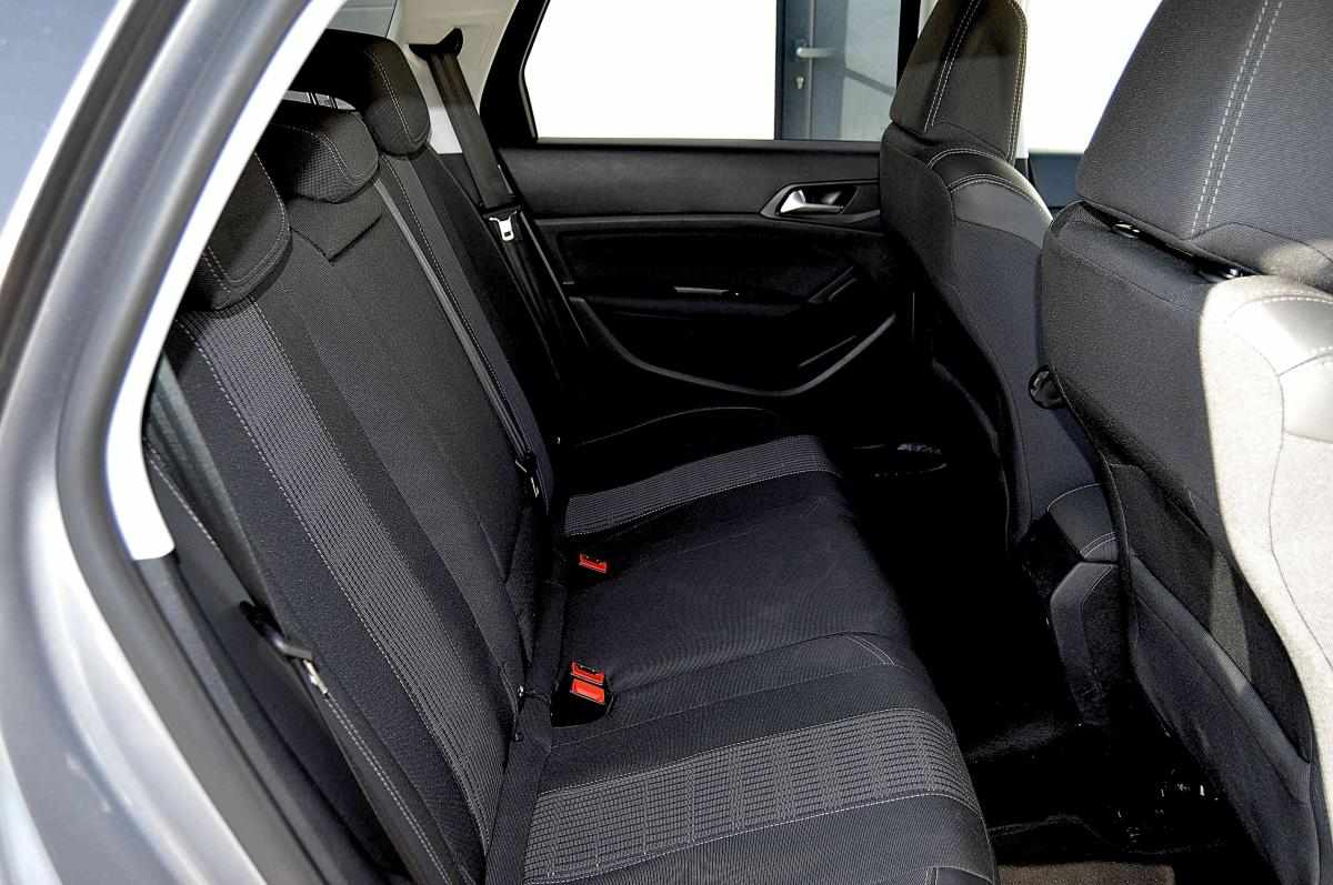 peugeot-308-1-5-bluehdi-2018-diesel-1499cc