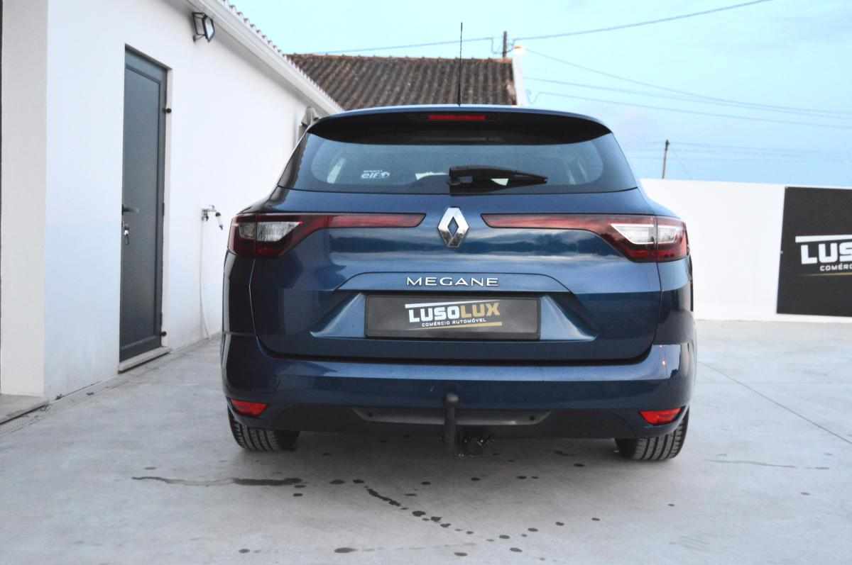renault-megane-sport-tourer-2017-gasolina-1197cc