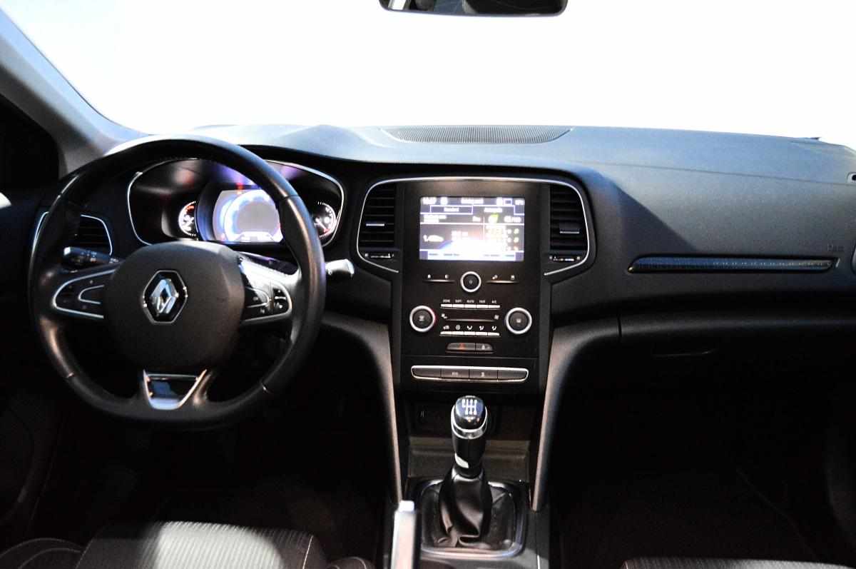 renault-megane-sport-tourer-2017-gasolina-1197cc