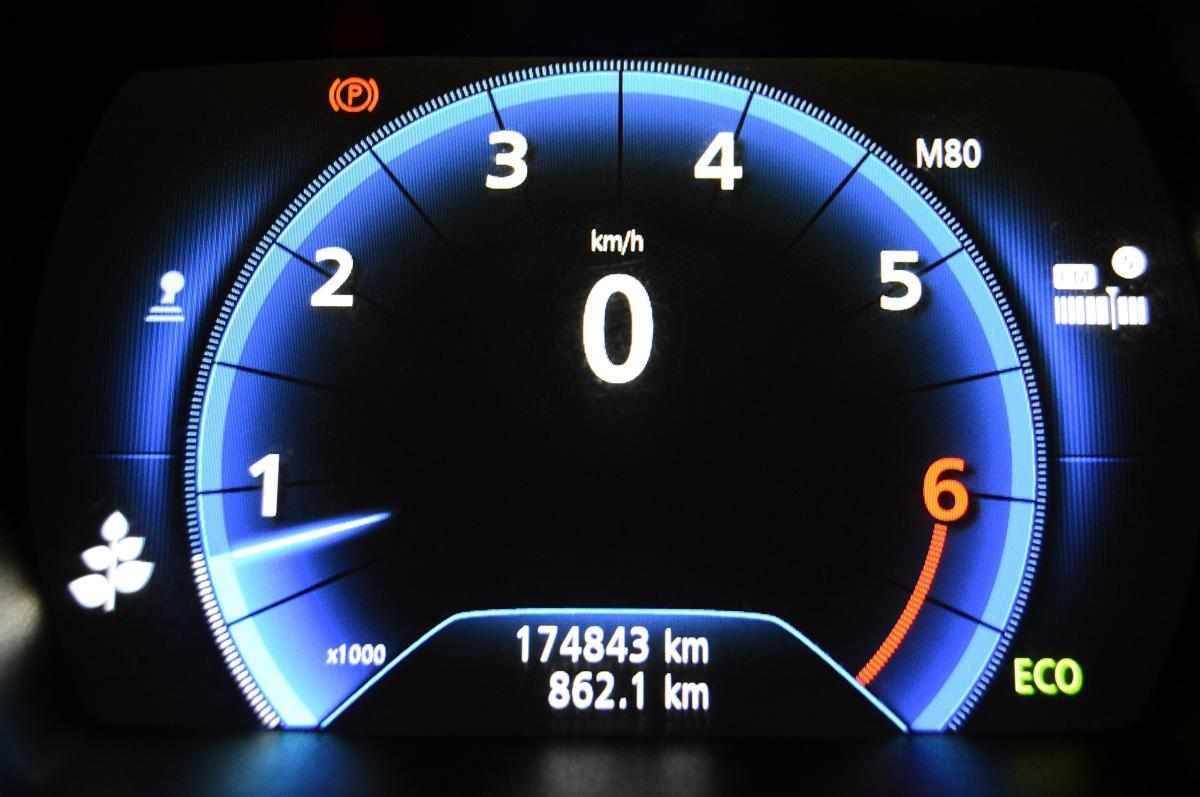 renault-megane-sport-tourer-2017-gasolina-1197cc