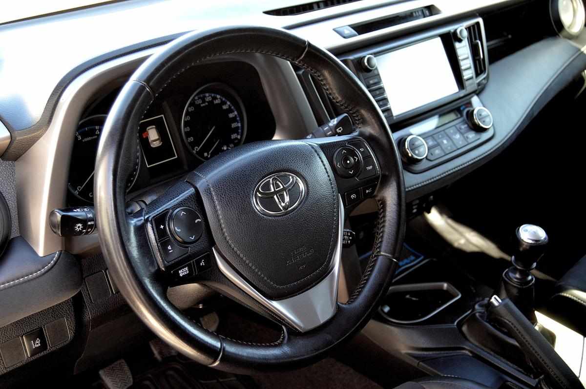 toyota-rav4-2-0-d-4d-2016-diesel-1995cc