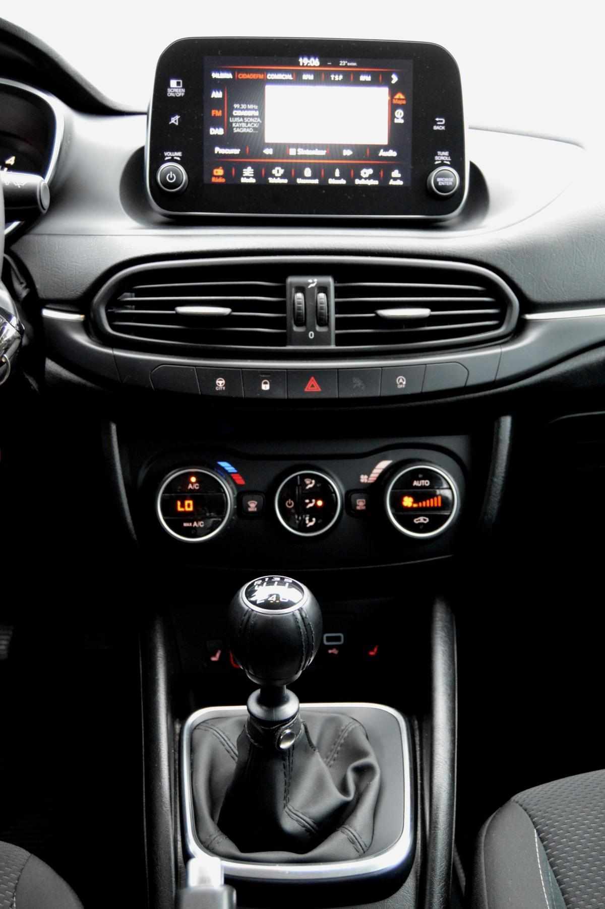 fiat-tipo-1-6-multijet-2017-diesel-1598cc
