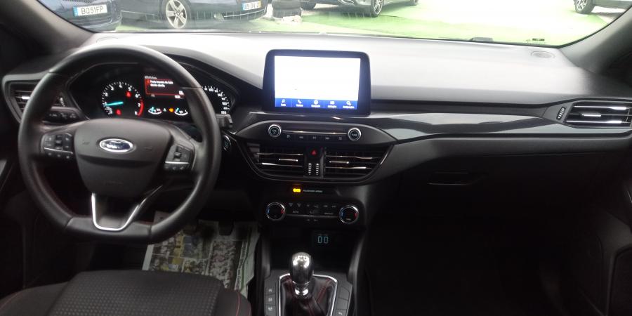 ford-focus-2021-gasolina-998cc