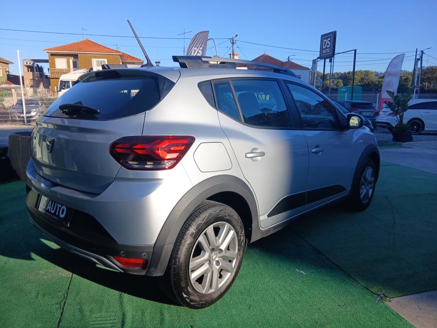 dacia-sandero-2022-gasolina-999cc