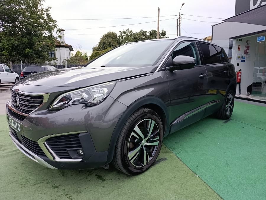 peugeot-5008-2017-diesel-1560cc