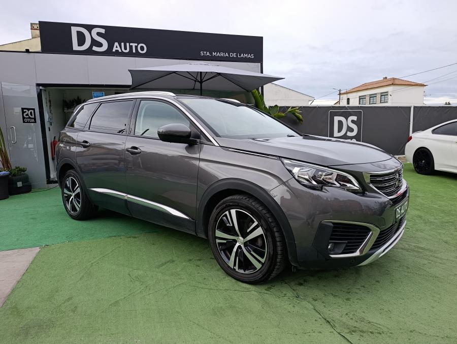 peugeot-5008-2017-diesel-1560cc