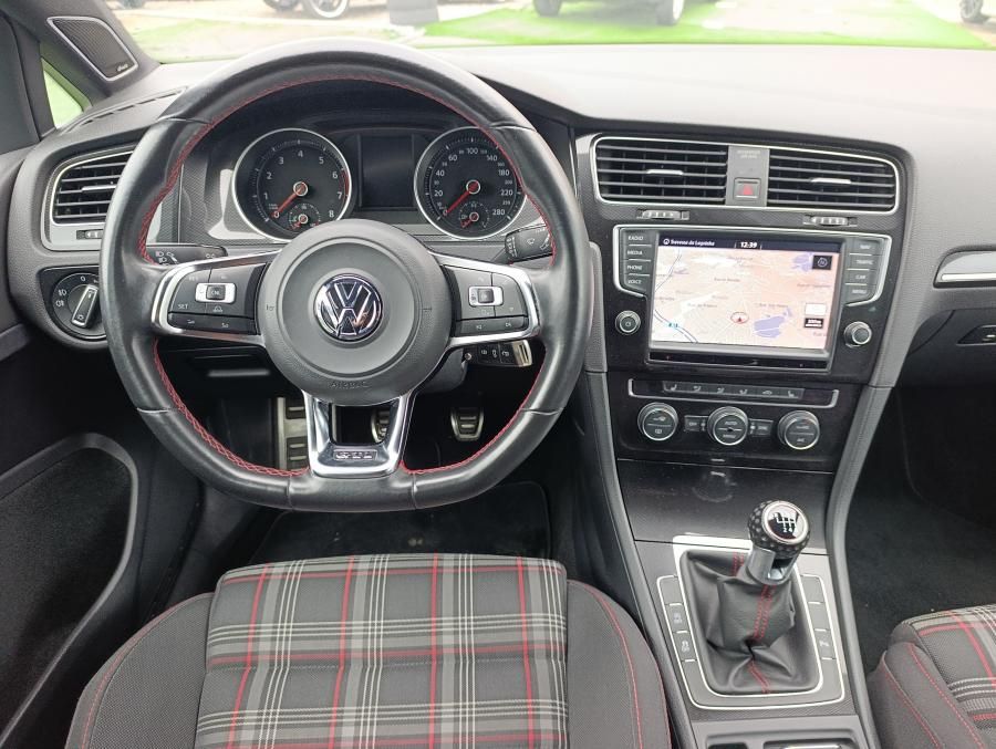 volkswagen-golf-2016-gasolina-1984cc