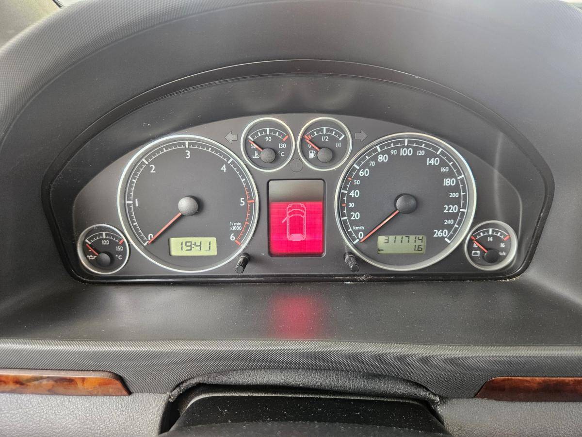 volkswagen-sharan-2003-diesel-1896cc