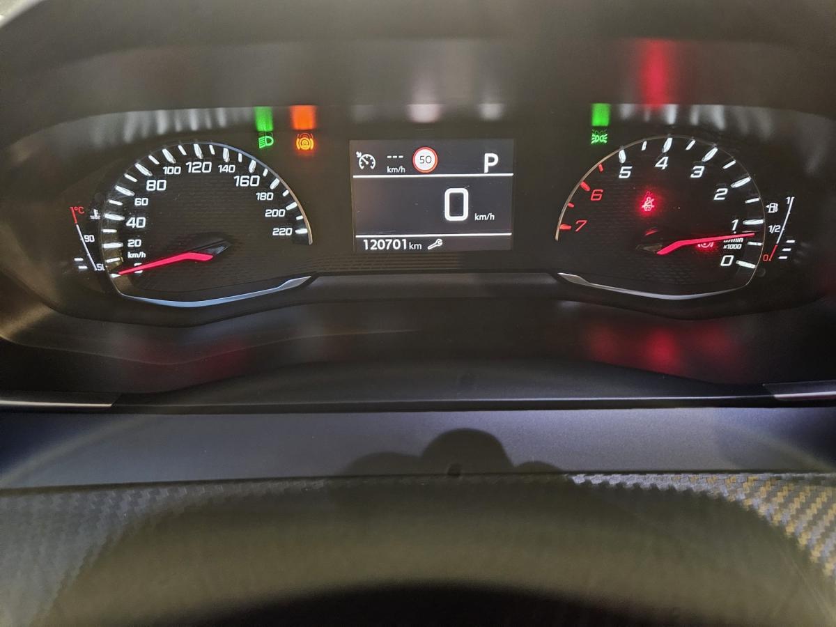 peugeot-2008-2021-diesel-1499cc
