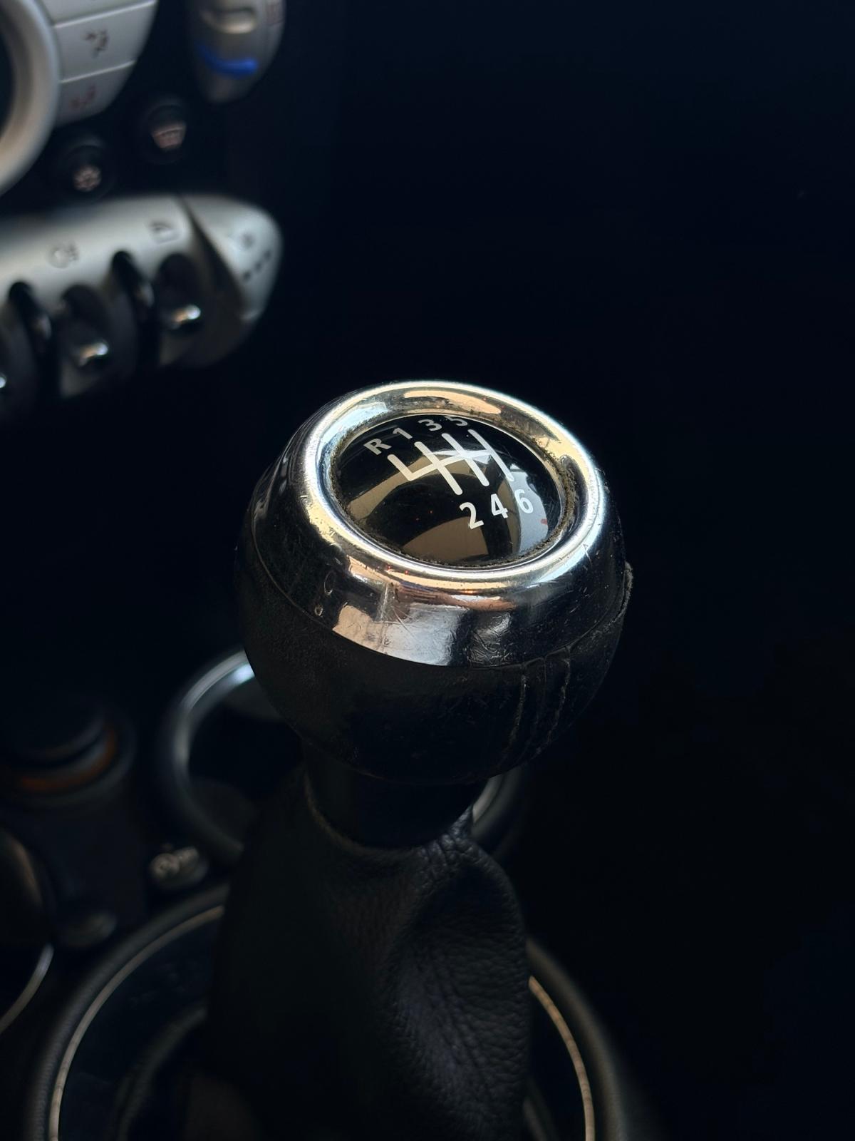 mini-cooper-2008-diesel-1598cc