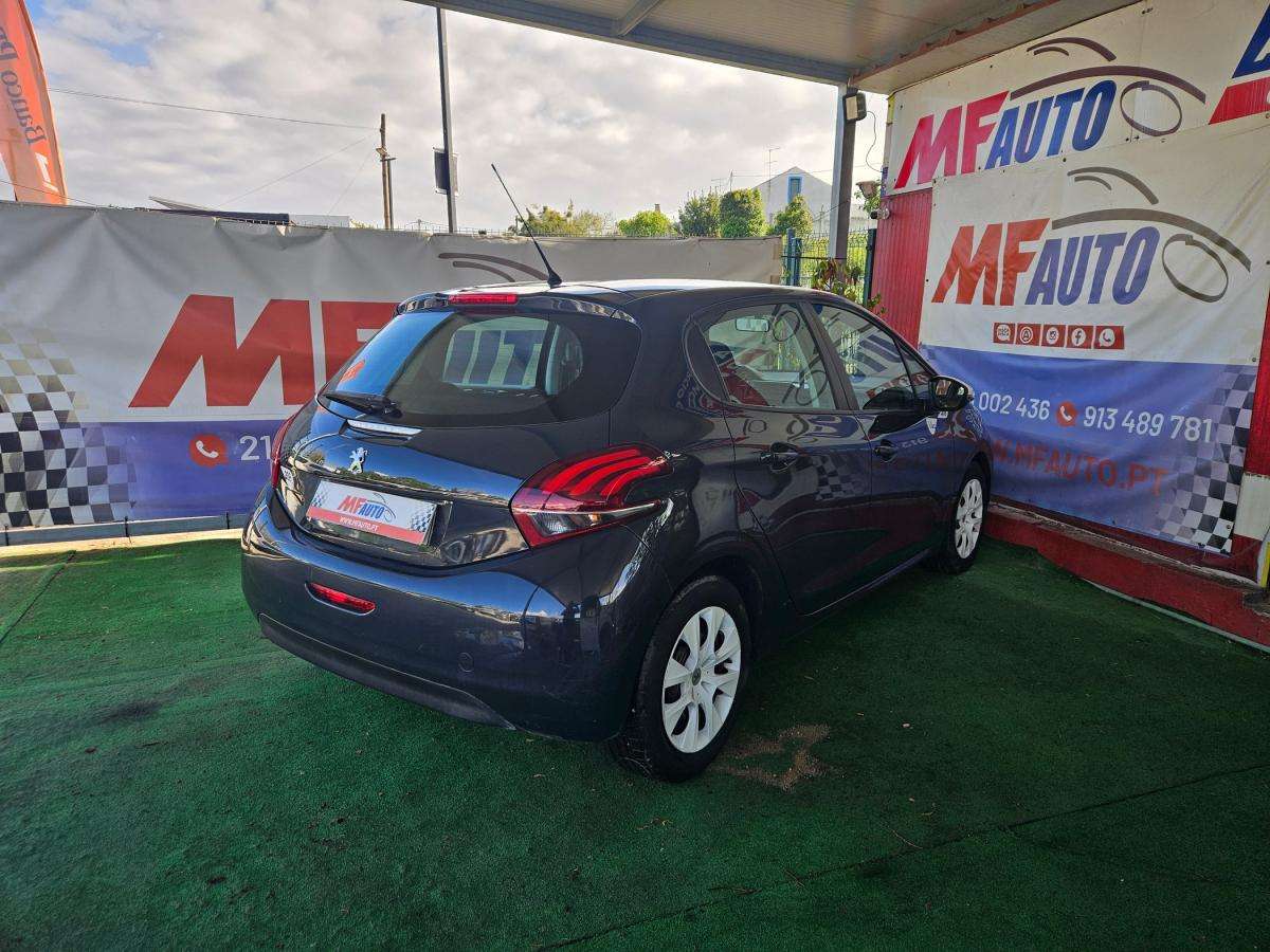 peugeot-208-2016-gasolina-1199cc
