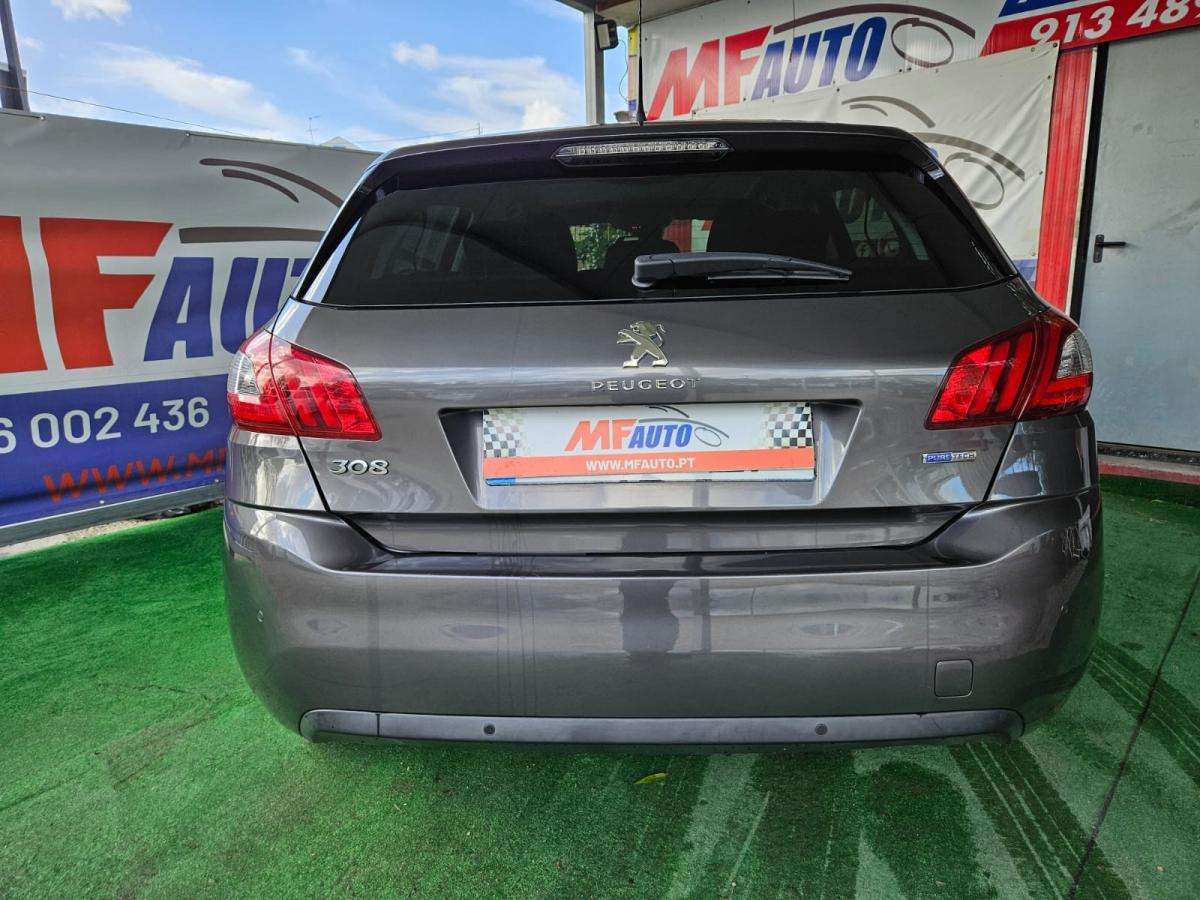 peugeot-308-2017-gasolina-1199cc