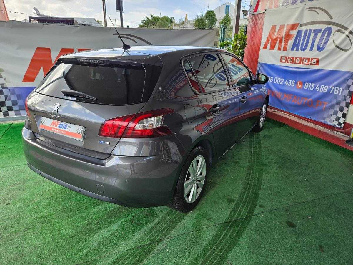 peugeot-308-2017-gasolina-1199cc
