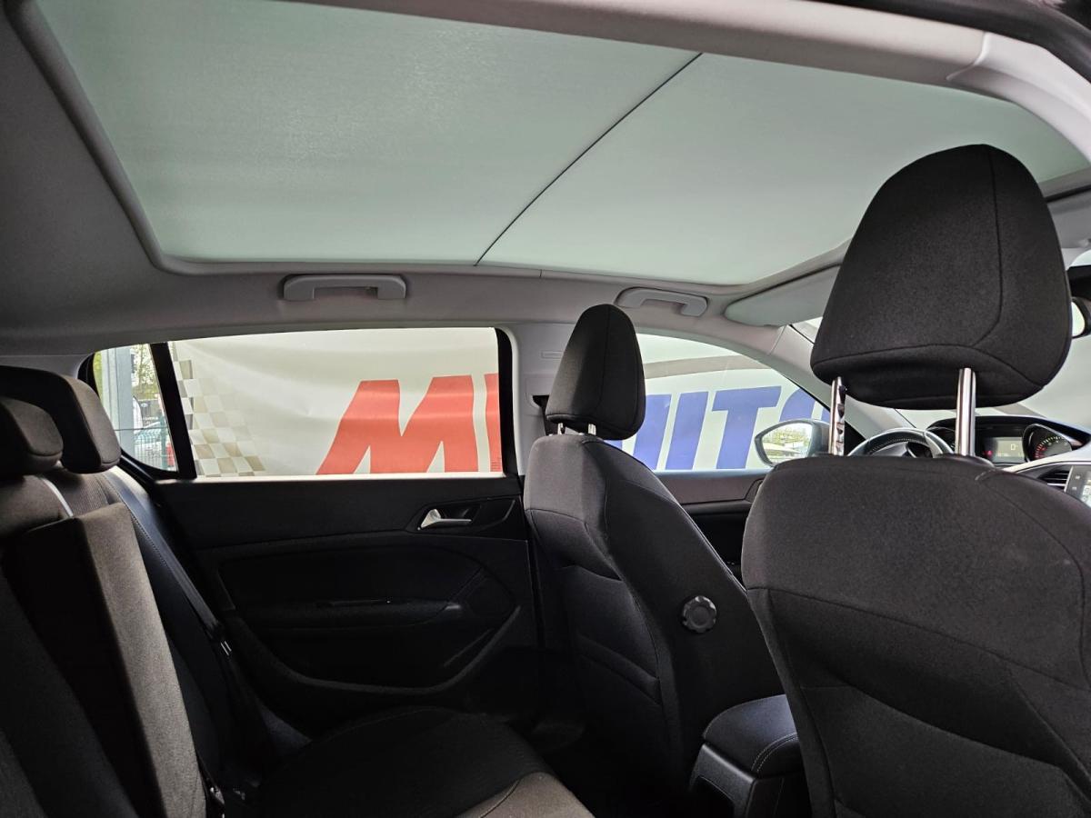 peugeot-308-2017-gasolina-1199cc