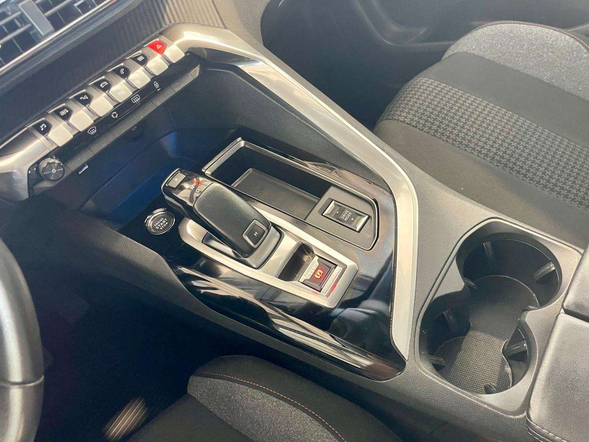 peugeot-3008-2022-gasolina-1199cc