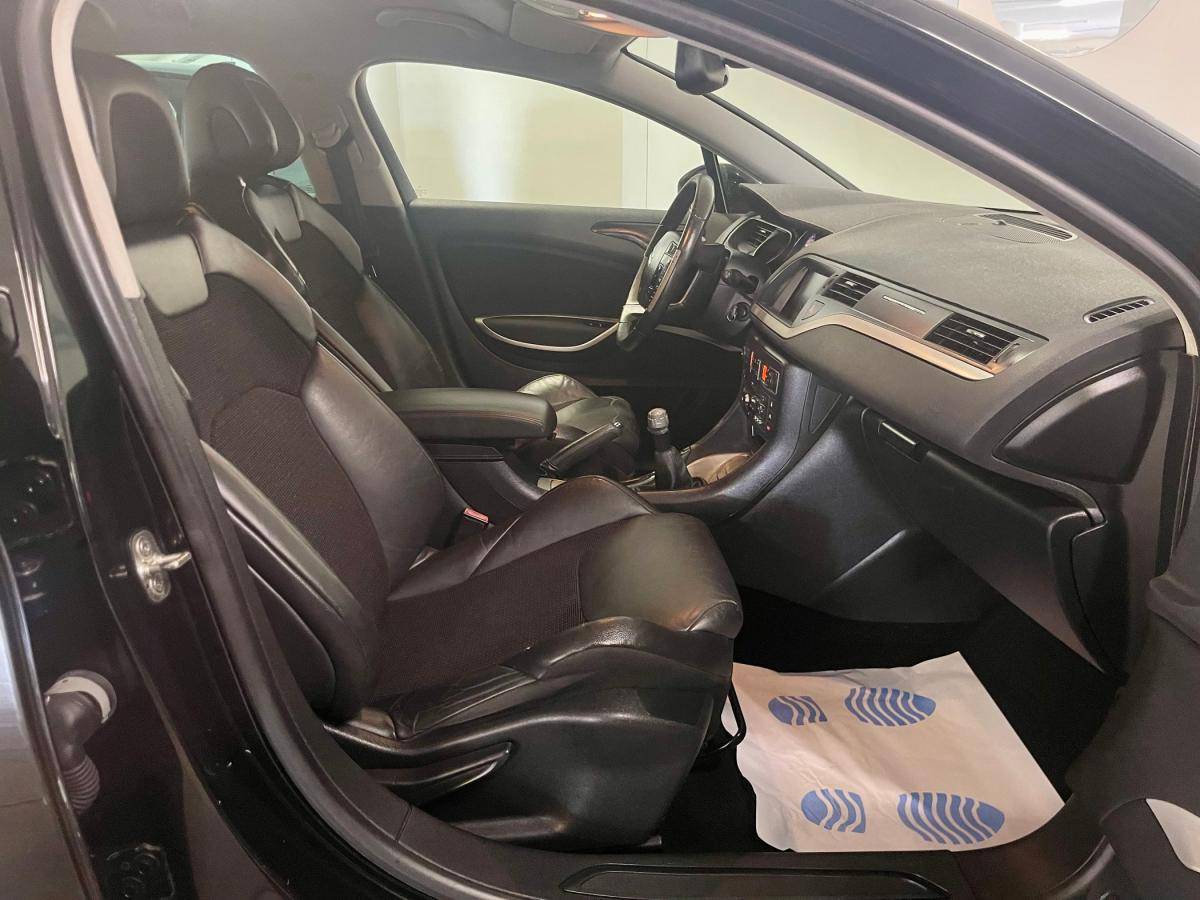 citroen-c5-tourer-2012-diesel-1560cc