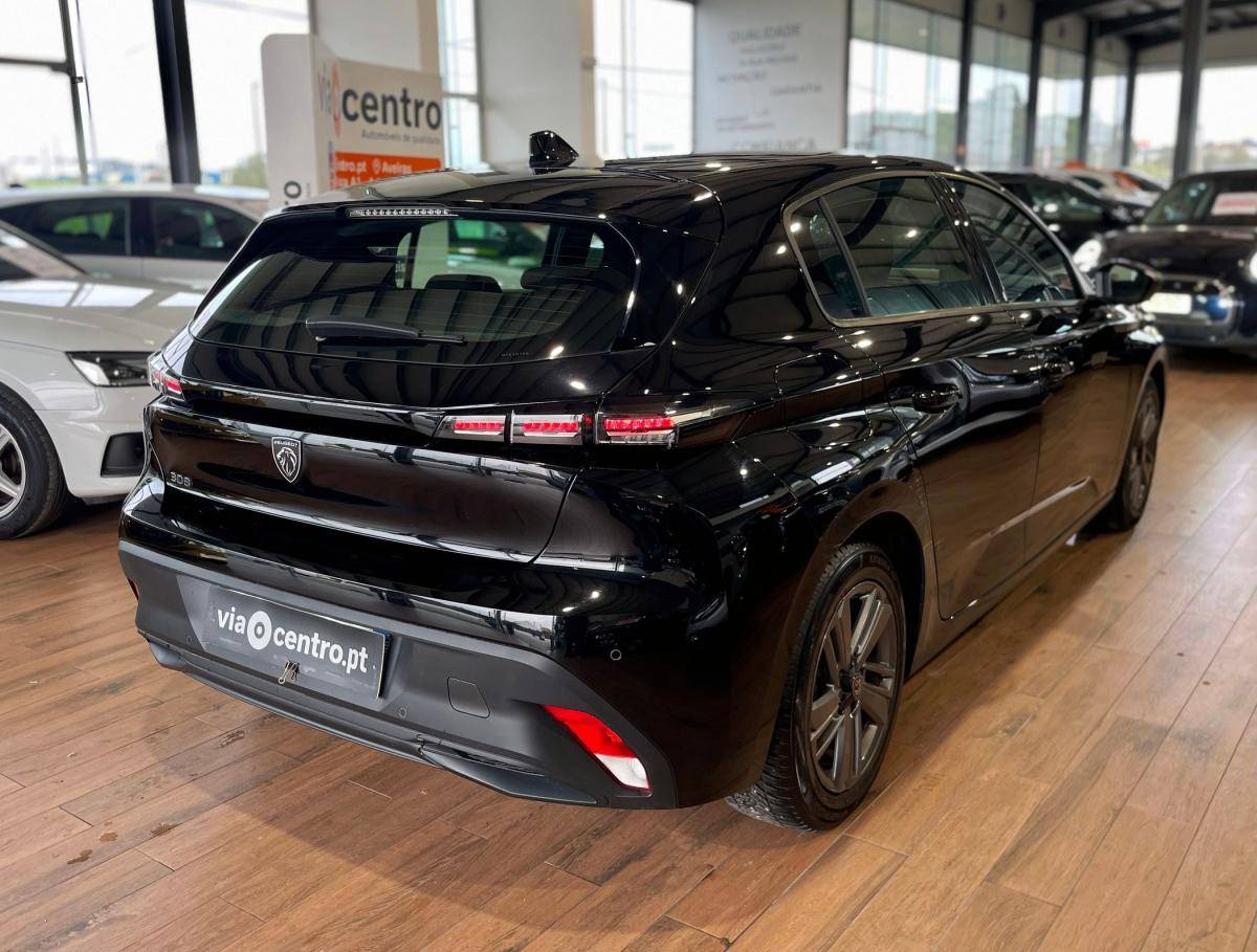 peugeot-308-2023-gasolina-1199cc