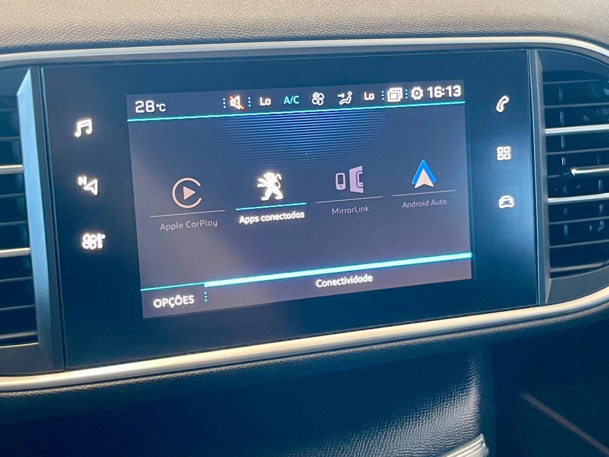 peugeot-308-sw-2019-diesel-1499cc