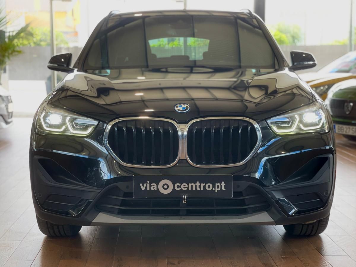 bmw-x1-2022-hibrido-a-gasolina-1499cc