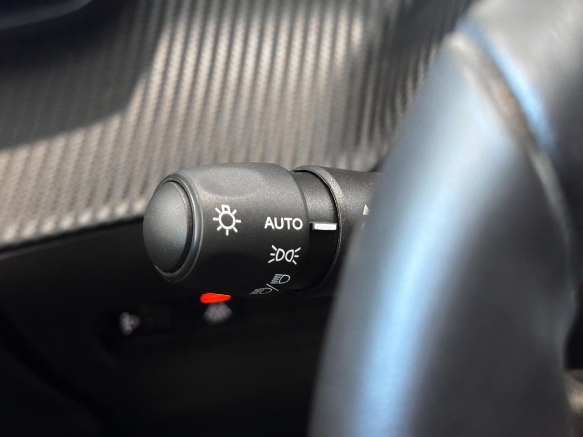 peugeot-208-2024-eletrico-0cc