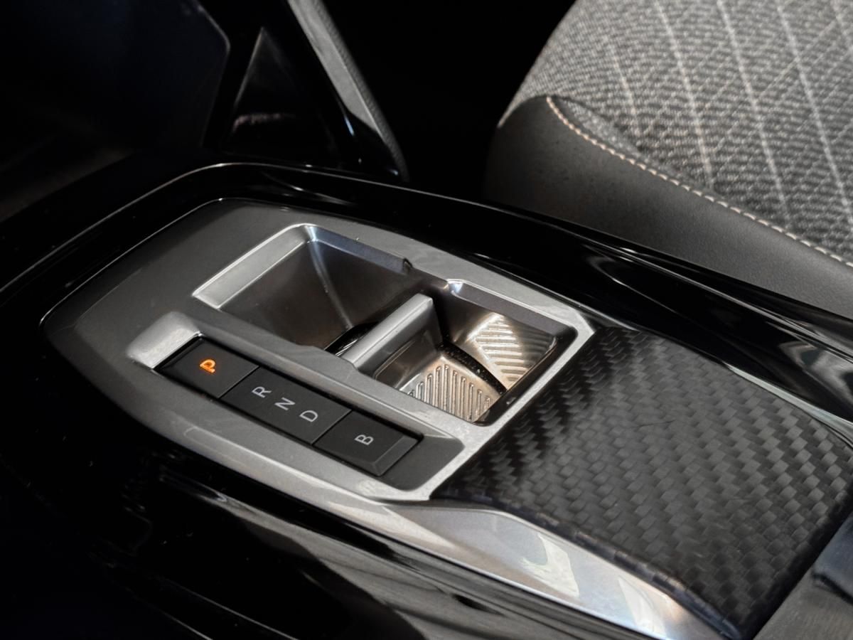 peugeot-208-2024-eletrico-0cc