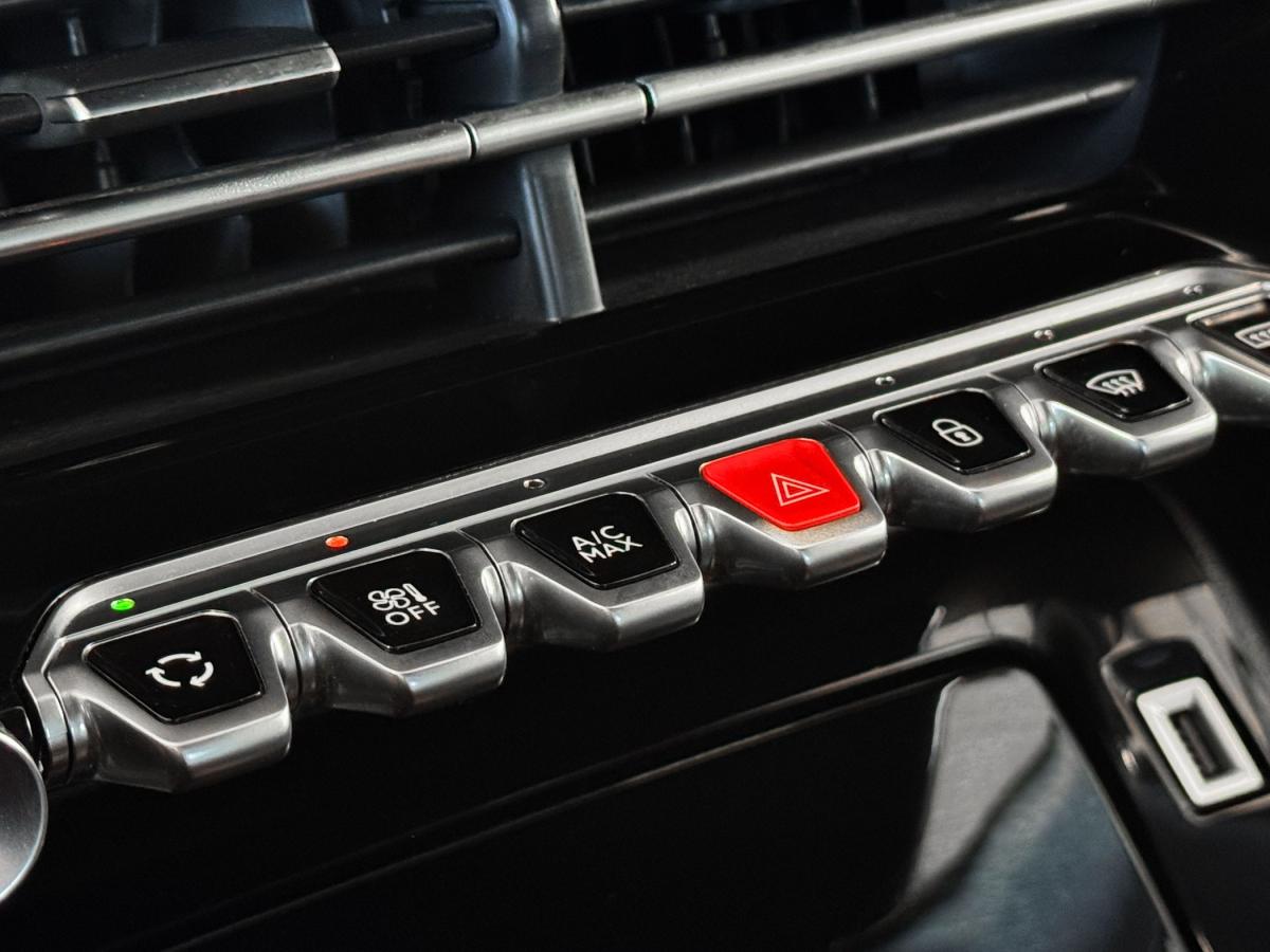 peugeot-208-2024-eletrico-0cc